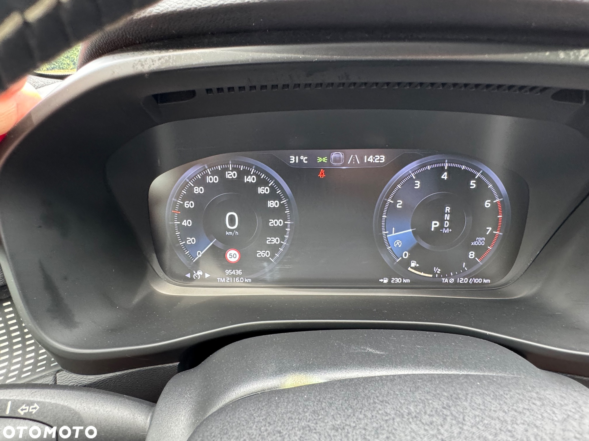 Volvo XC 40 T5 AWD Geartronic R-Design - 32
