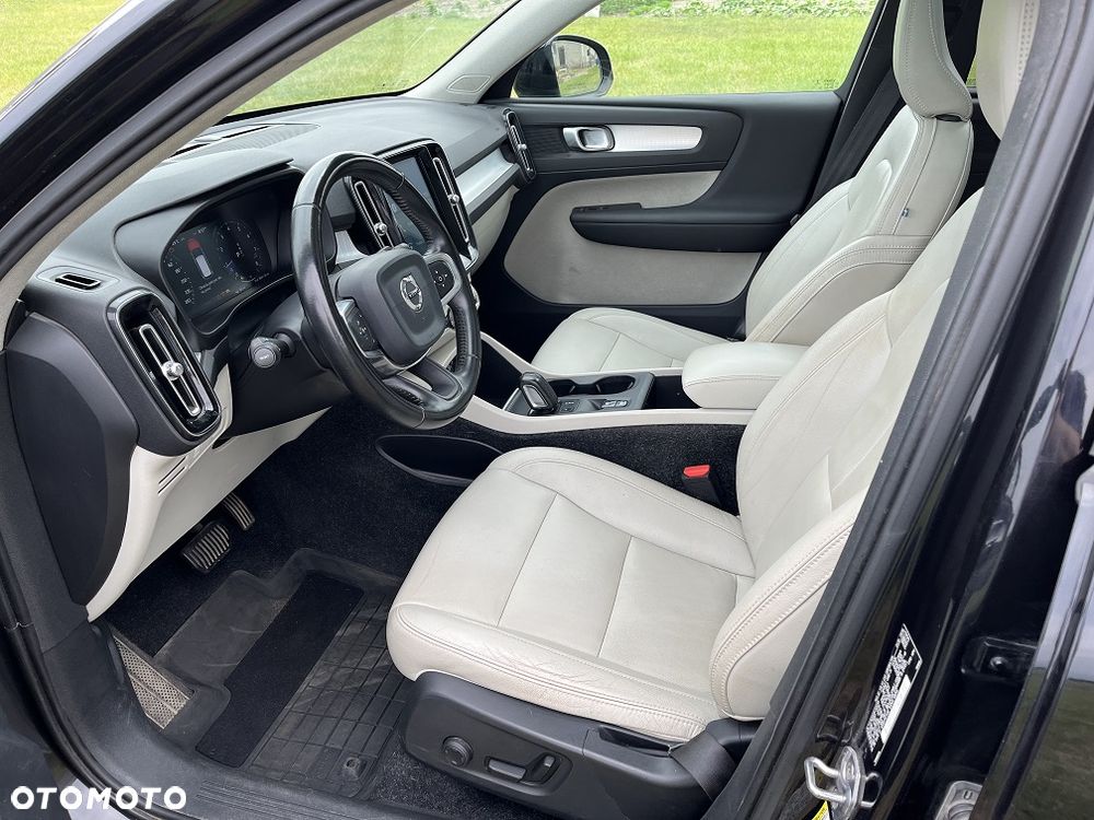 Volvo XC 40 T5 AWD Geartronic Momentum - 7
