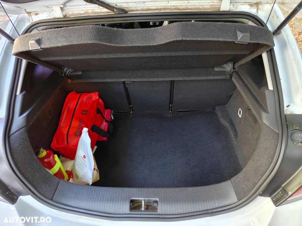 Opel Astra - 11