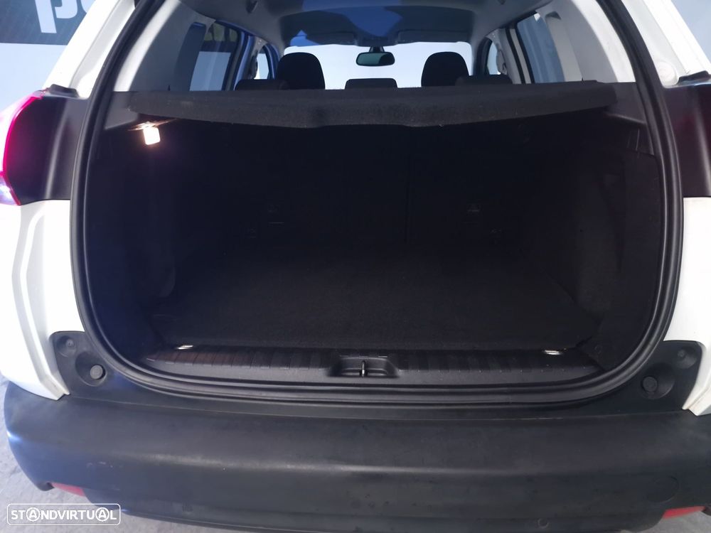 Peugeot 2008 1.6 BlueHDi Style - 12