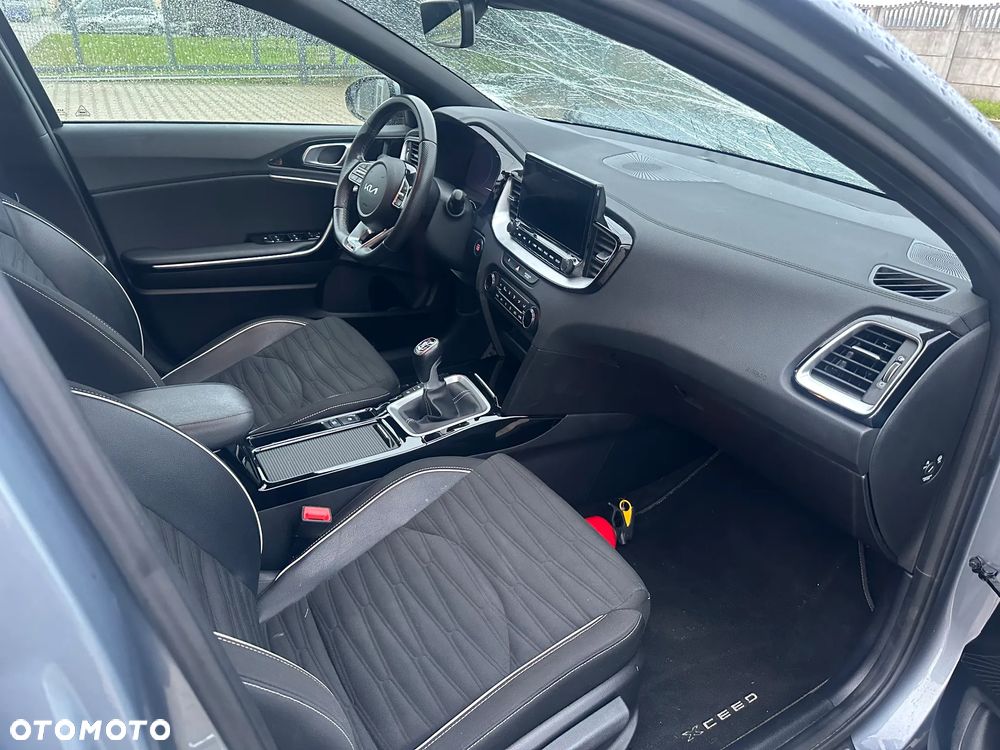 Kia XCeed 1.0 T-GDI L Business Line - 10