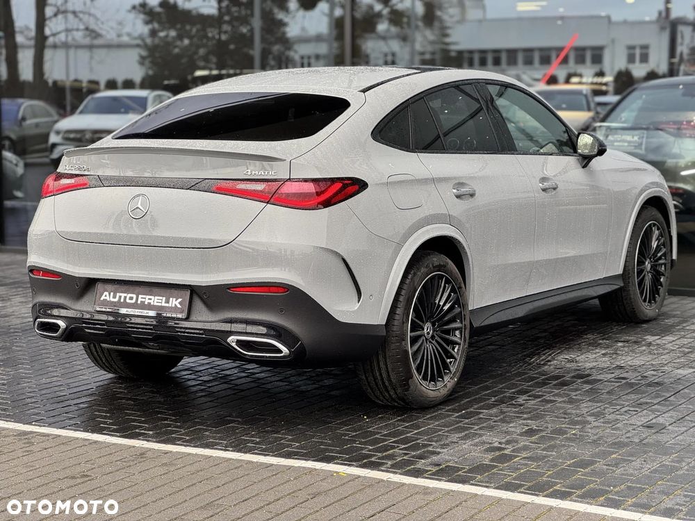 Mercedes-Benz GLC 220 d 4Matic 9G-TRONIC AMG Line Advanced - 8
