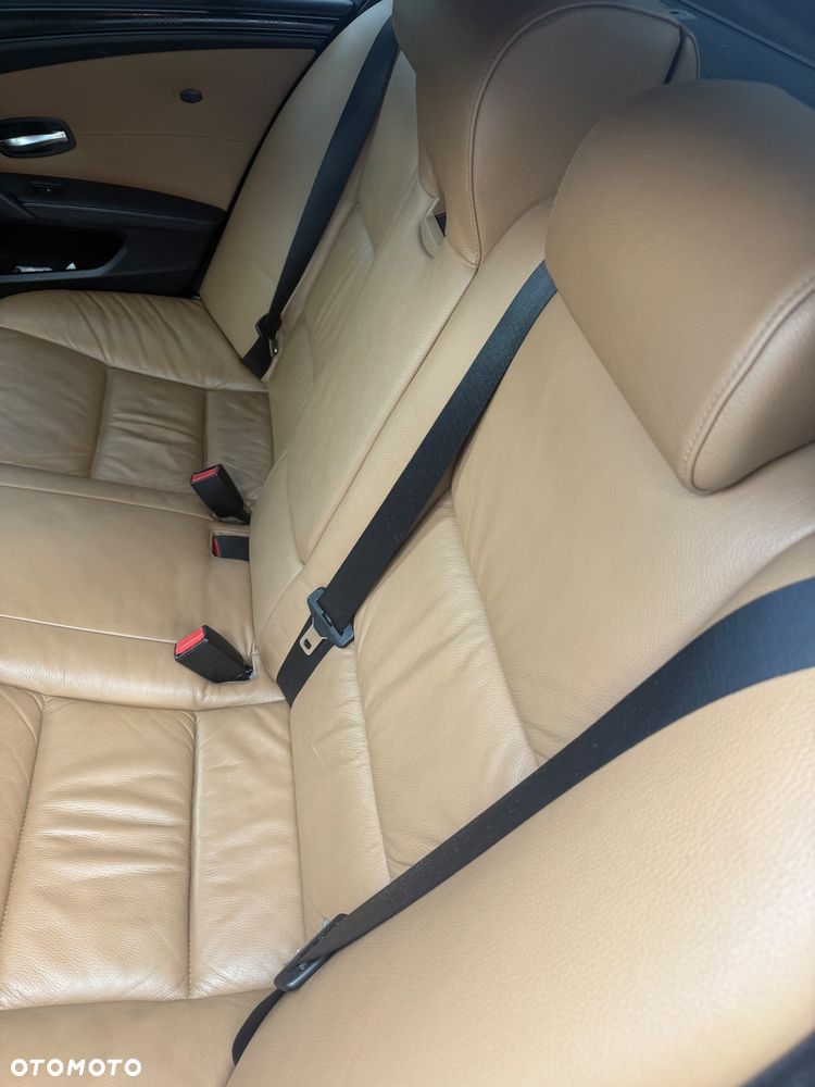 BMW Seria 5 530d Sport-Aut Edition Lifestyle - 18