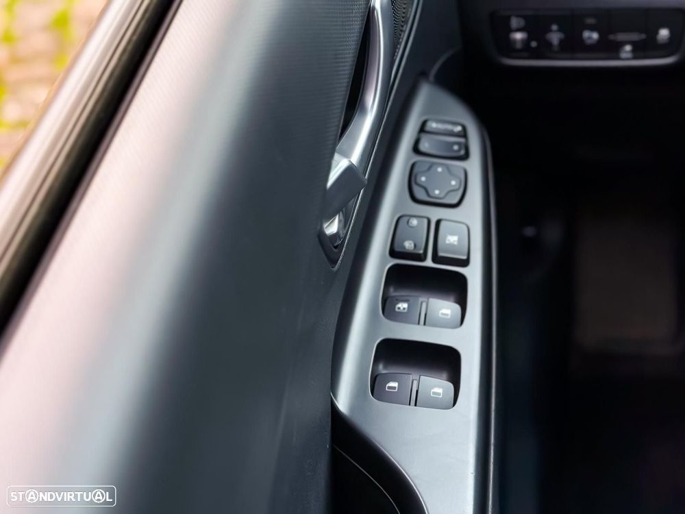 Hyundai Kauai 39 kWh Premium - 13