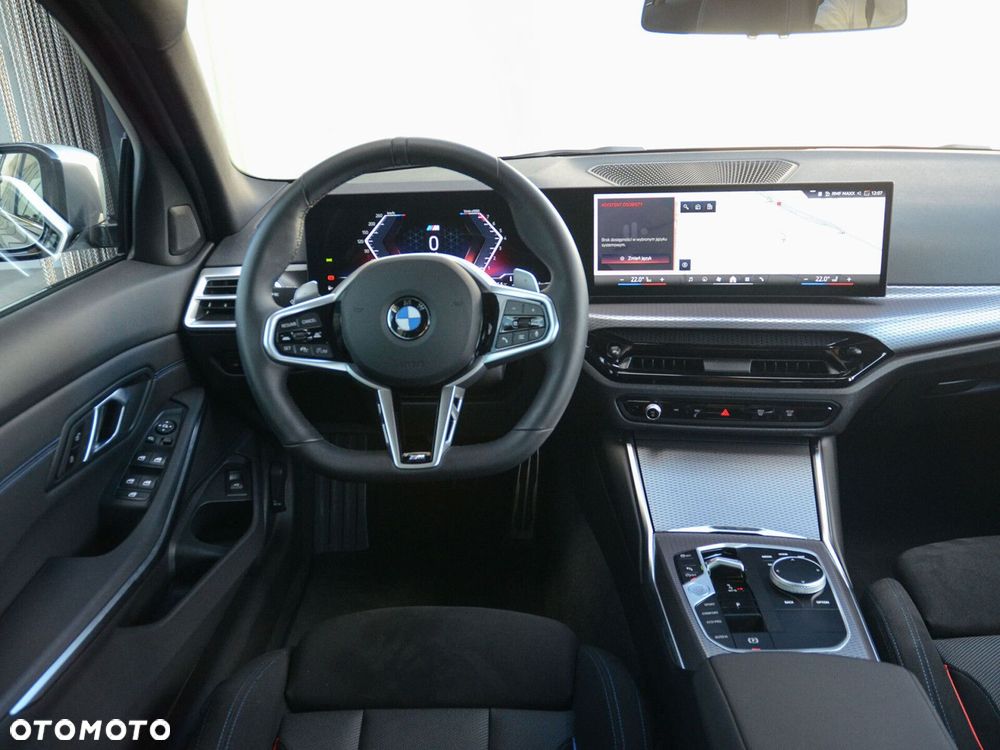BMW Seria 3 330i xDrive M Sport sport - 28