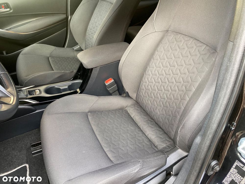 Toyota Corolla 1.8 Hybrid GPF Comfort - 30