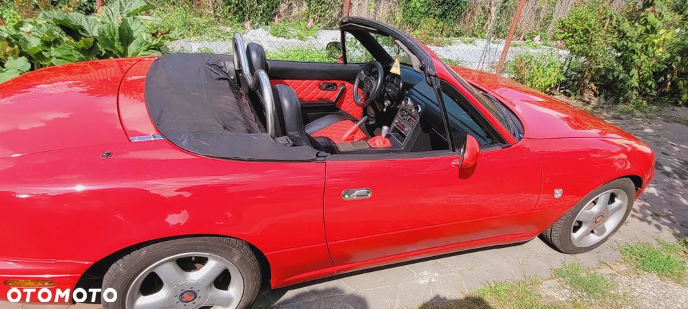 Mazda MX-5 1.6 - 9