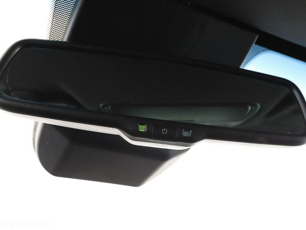 Kia Sportage 2,0 CRDI AWD GT Line - 40