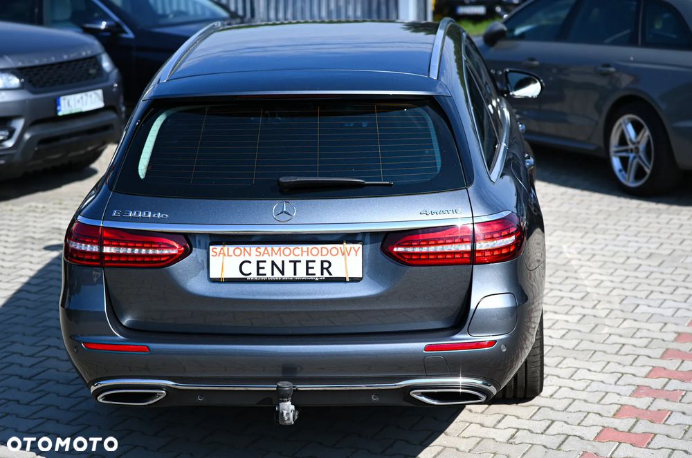 Mercedes-Benz Klasa E 300 de 4Matic 9G-TRONIC Avantgarde - 36