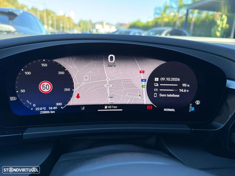 Porsche Macan Electric 4 - 35