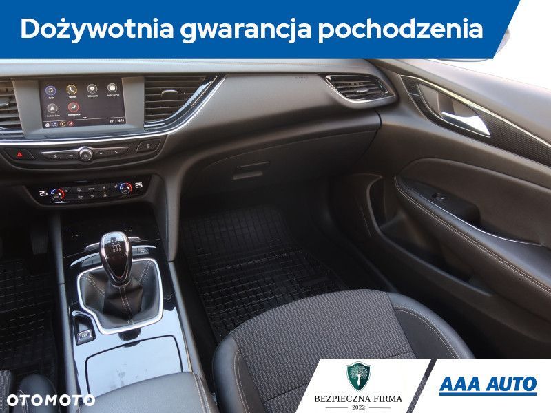 Opel Insignia - 10