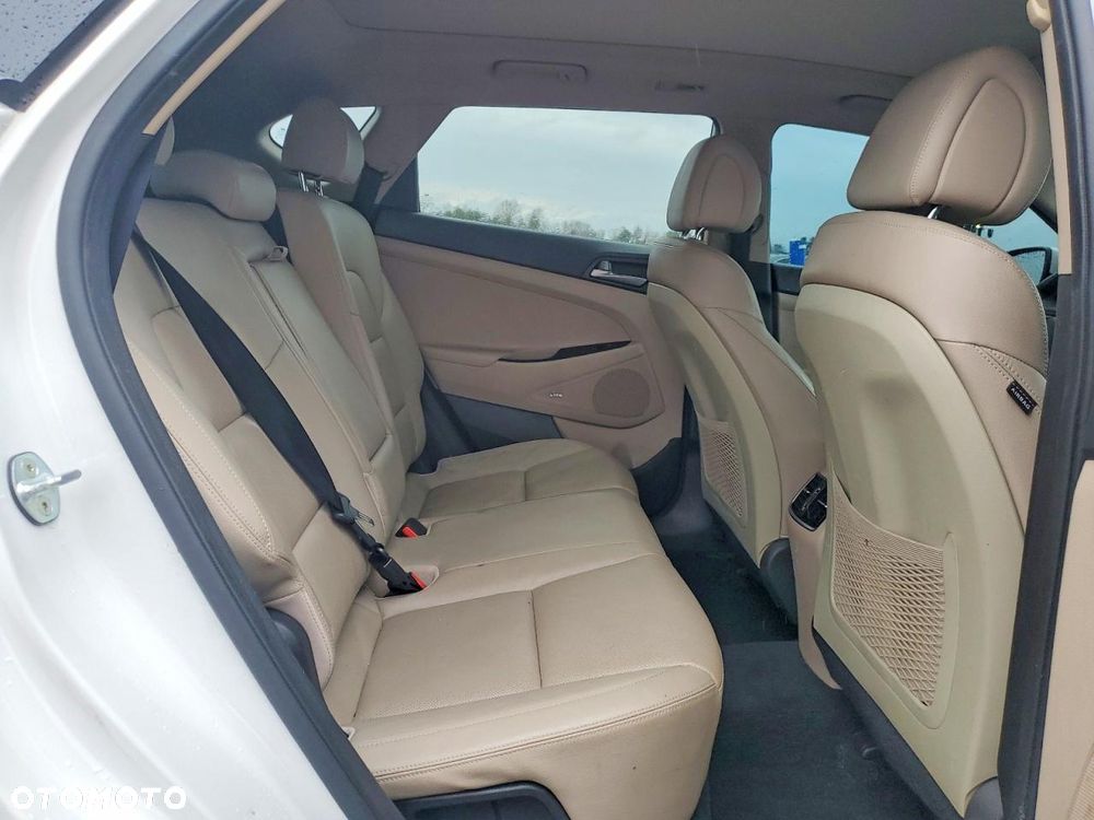 Hyundai Tucson 1.6 GDi 4WD DCT Premium - 11