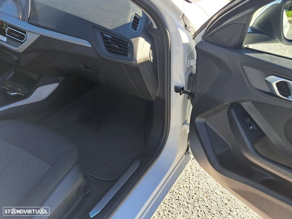 BMW 116 i Line Sport - 22