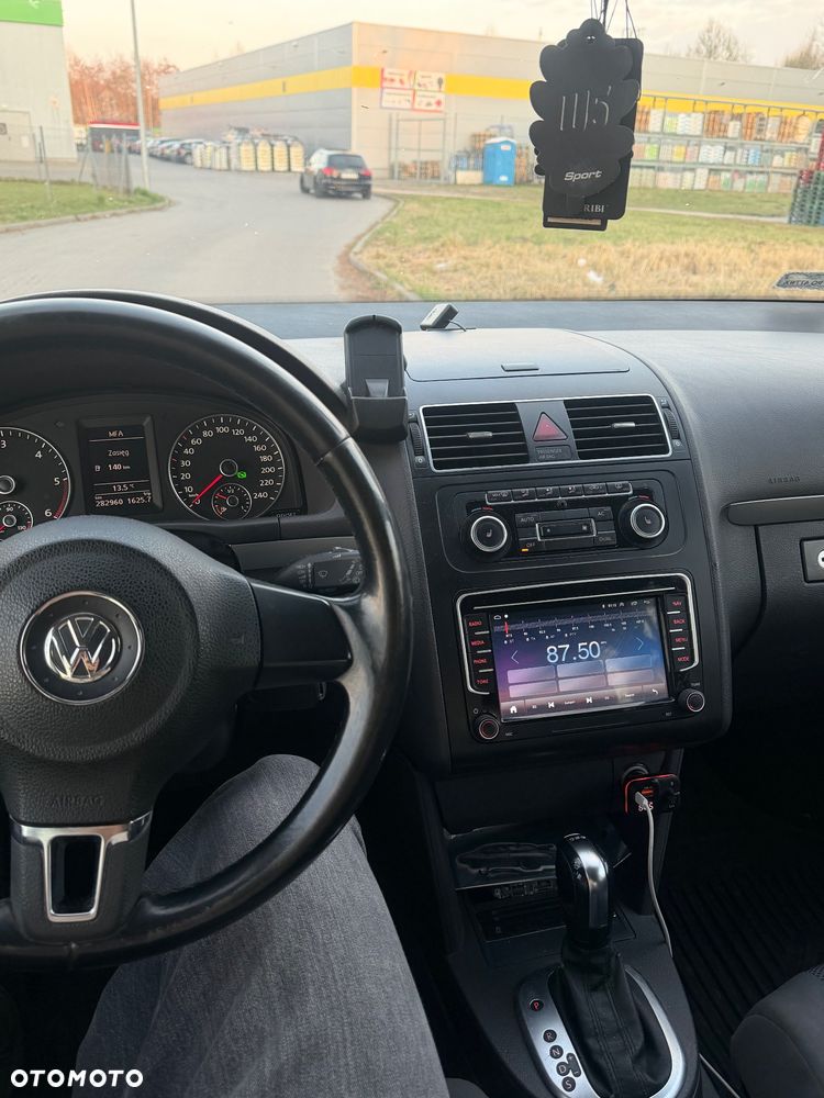 Volkswagen Touran 1.6 TDI DPF Cross DSG - 9