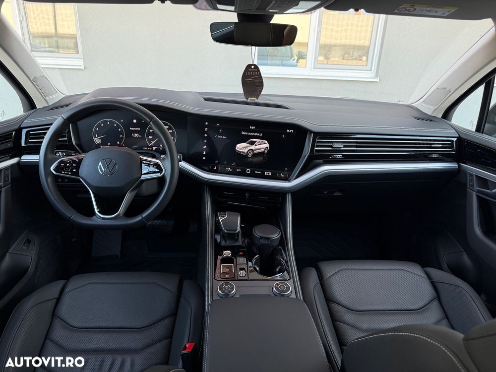 Volkswagen Touareg V6 TSI 4MOTION Elegance - 10