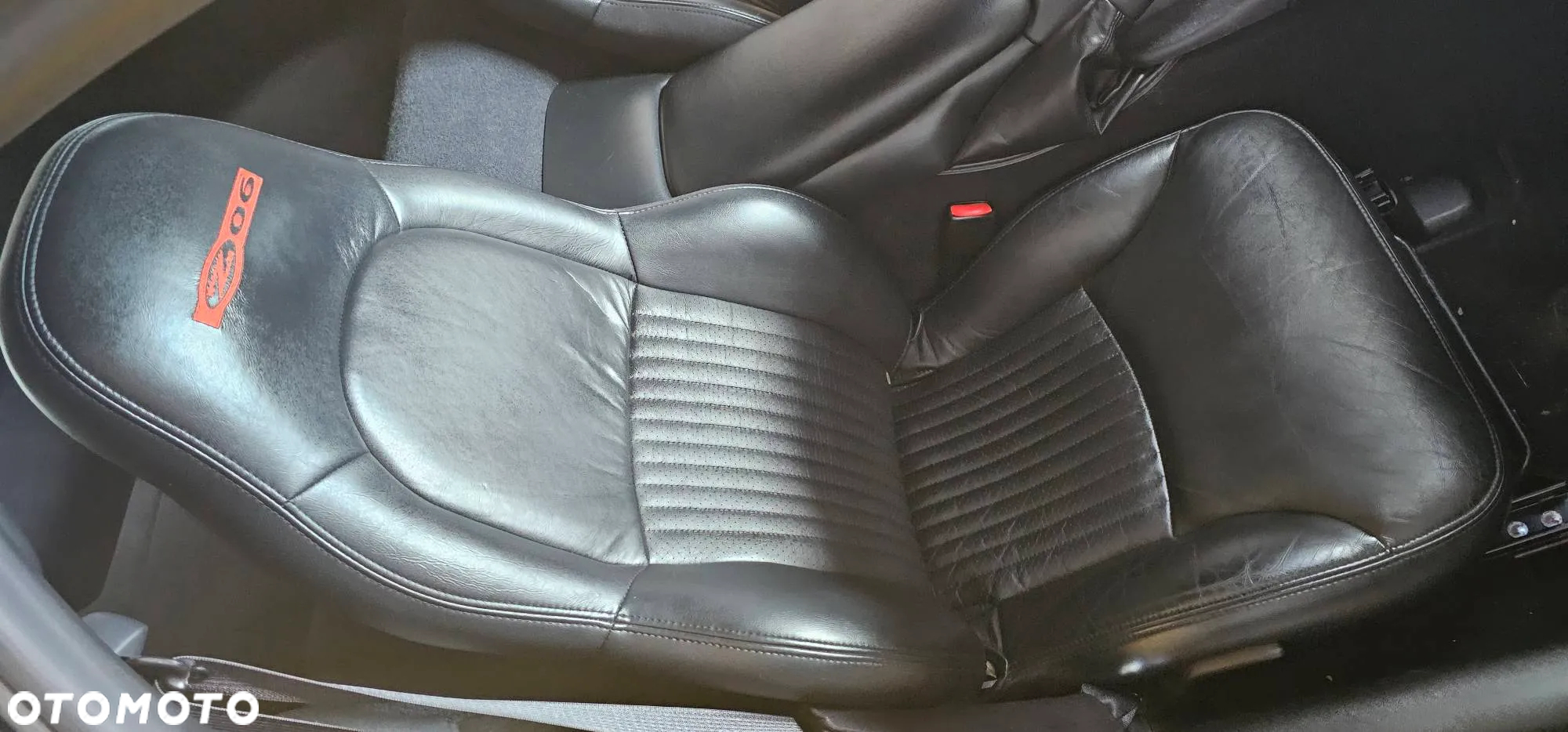 Fotele kierowcy pasażera komplet Chevrolet Corvette C5 Coupe 2003r. Z06 Benzyna 5,7 B - 12
