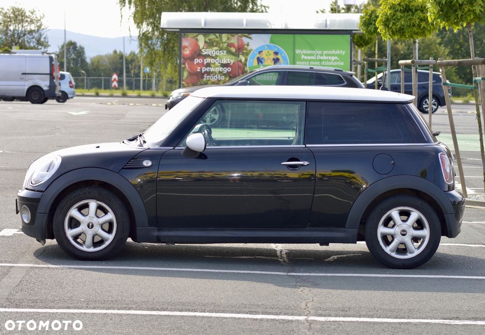 MINI Cooper Standard - 3