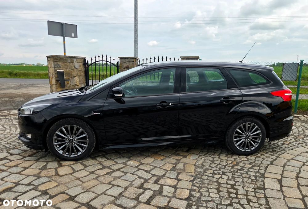 Ford Focus 1.0 EcoBoost ST-Line - 8