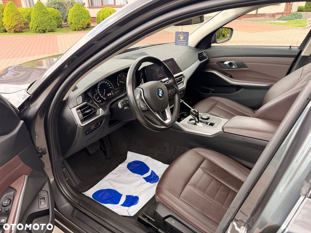 BMW Seria 3 320d MHEV Advantage - 28
