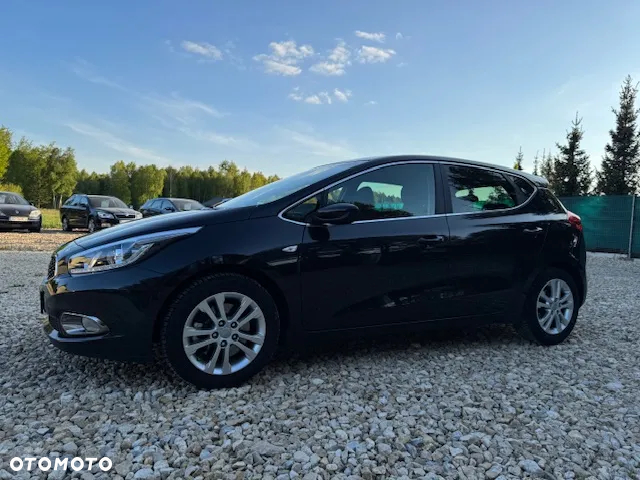 Kia Ceed - 22