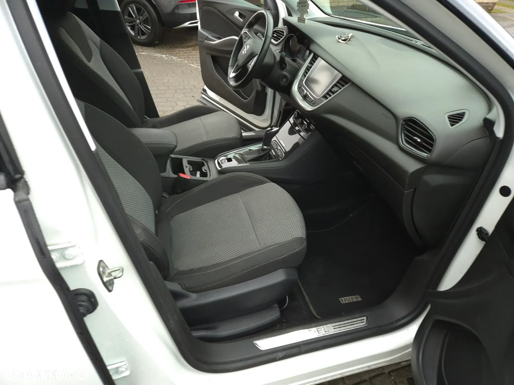 Opel Grandland X 1.2 Start/Stop Automatik 120 Jahre - 16