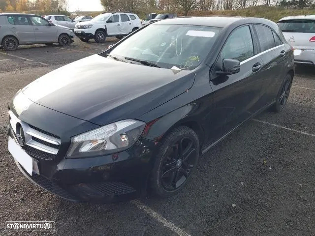 Mercedes Benz A180 W176 Class A BlueEfficiency para peças - 1.6 Diesel - 3