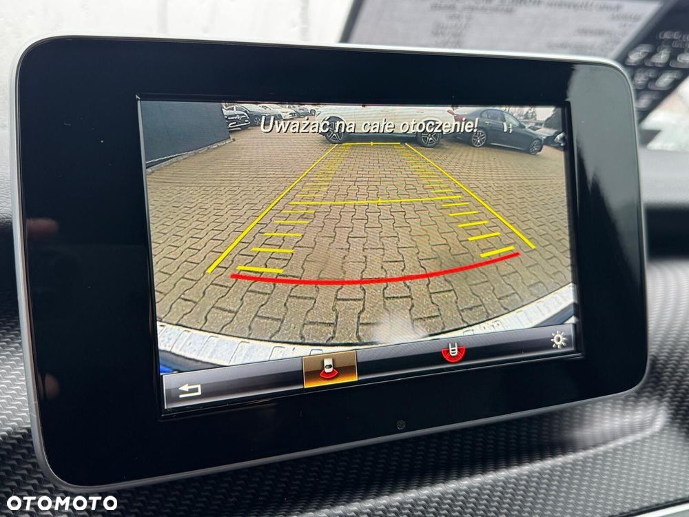 Mercedes-Benz Klasa V - 39