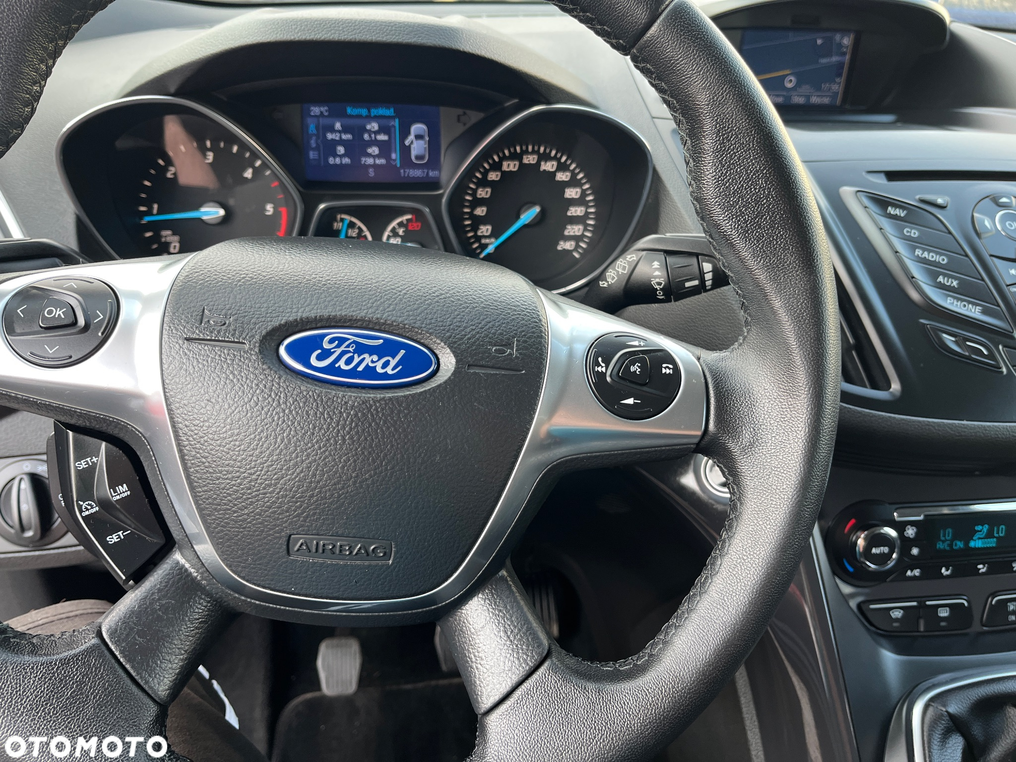 Ford Kuga 2.0 TDCi Titanium - 5