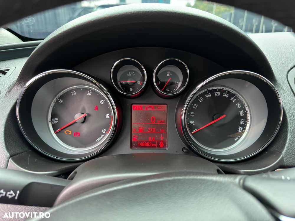 Opel Insignia 2.0 CDTI ECOFLEX Start/Stop Edition - 10