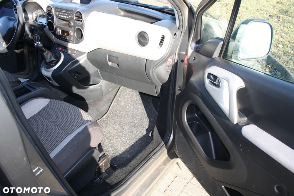 Peugeot Partner HDi FAP 115 Family - 19