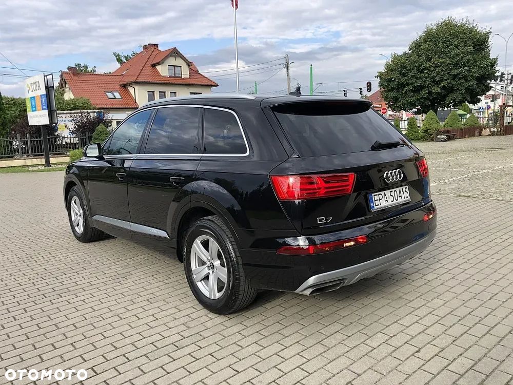 Audi Q7 - 7