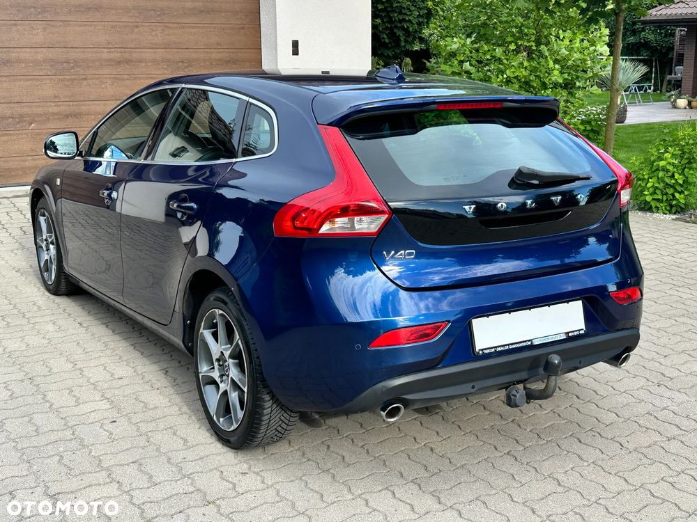 Volvo V40 D4 Drive-E Ocean Race - 2