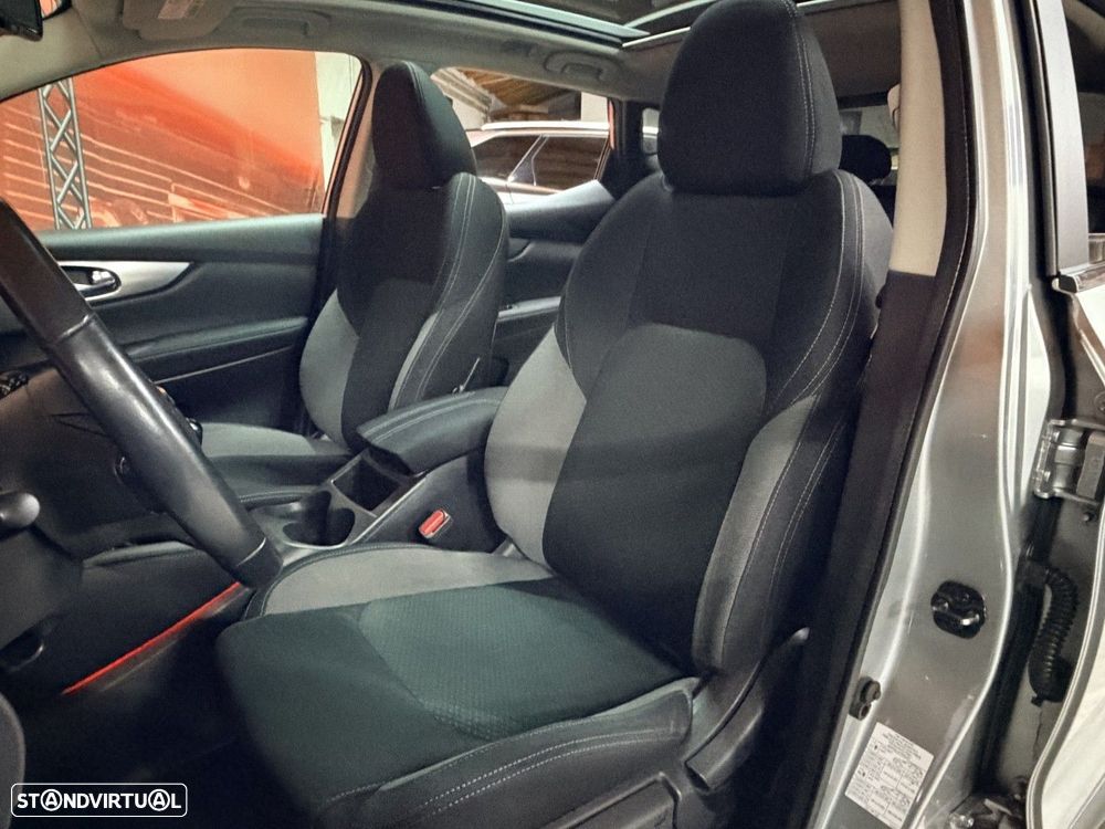 Nissan Qashqai 1.2 DIG-T N-Connecta RS 18 - 7