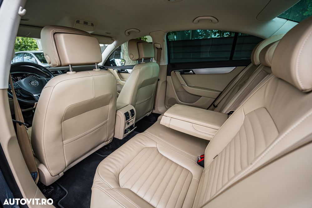 Volkswagen Passat - 22