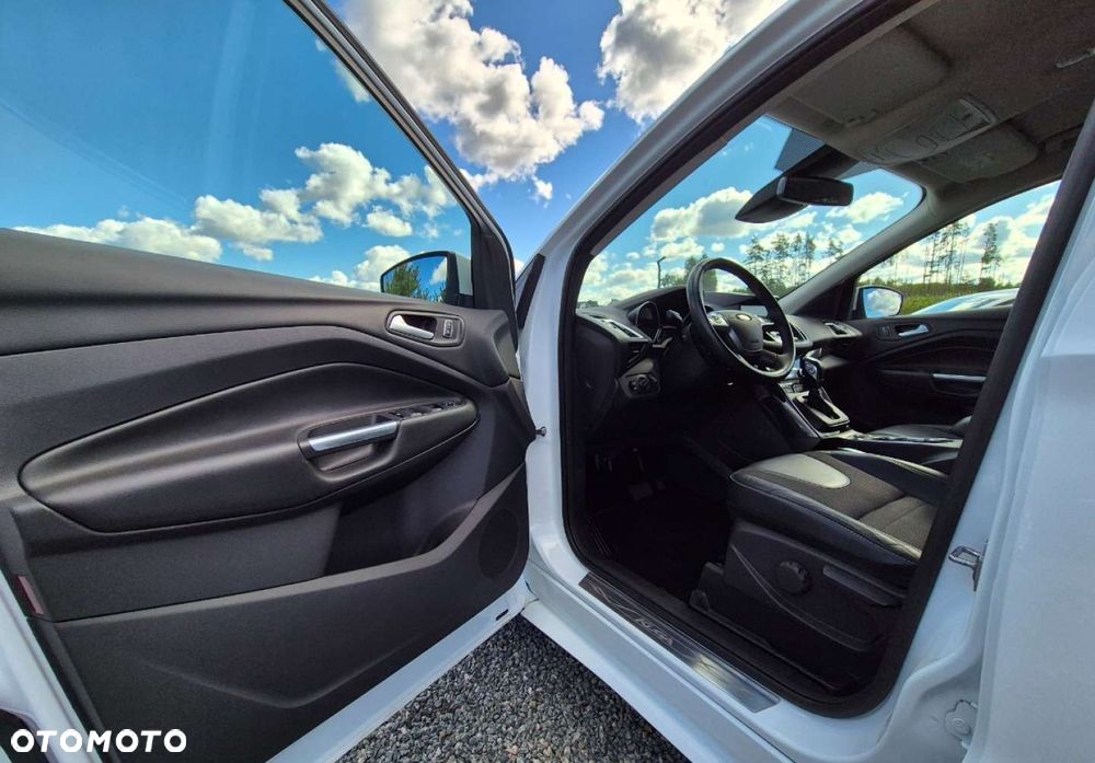 Ford Kuga - 4