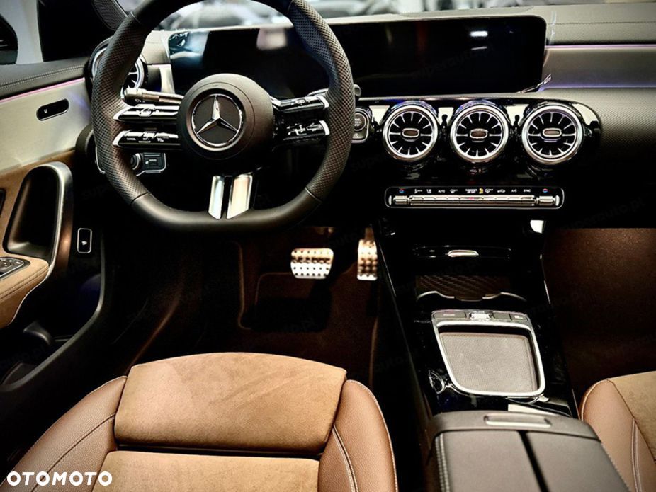 Mercedes-Benz CLA - 7