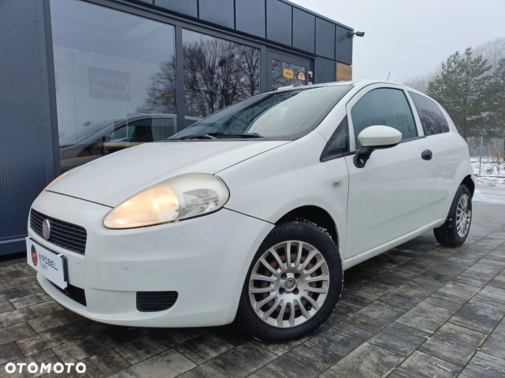 Fiat Punto Van - 1