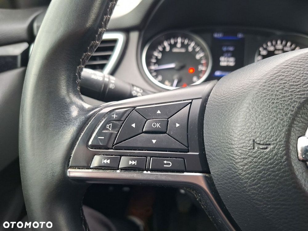 Nissan Qashqai 1.3 DIG-T Acenta - 26