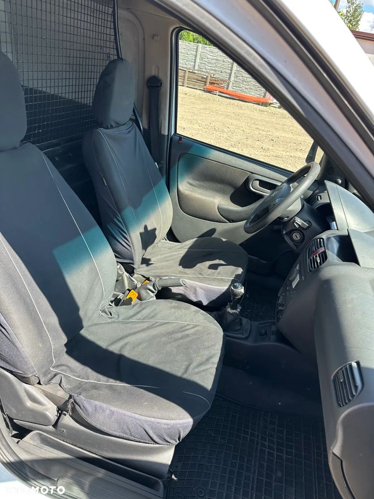 Opel Combo 1.3 CDTI - 11