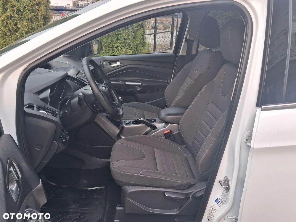 Ford Kuga 2.0 TDCi 4x4 Titanium - 8