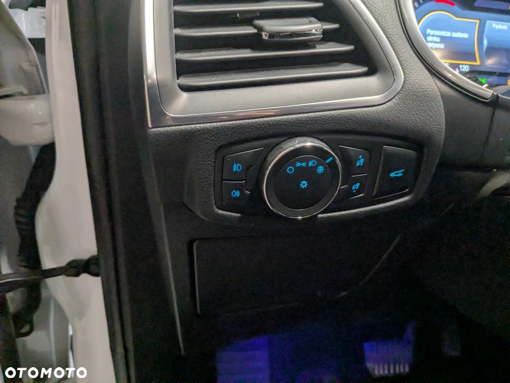Ford S-Max 2.5 Duratec FHEV TITANIUM - 15