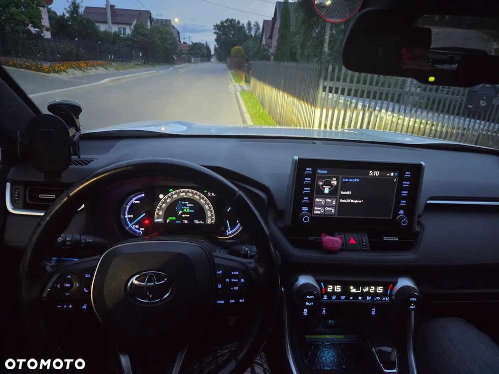 Toyota RAV4 - 12