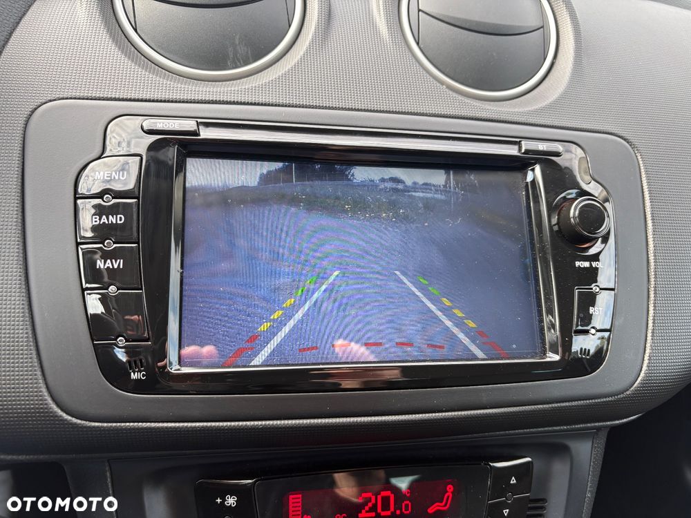 Seat Ibiza SC 1.6 16V Sport - 13