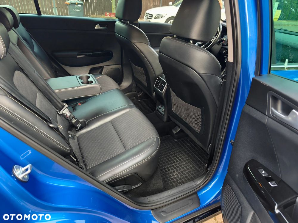 Kia Sportage 1.6 GDI Black Edition 2WD - 20