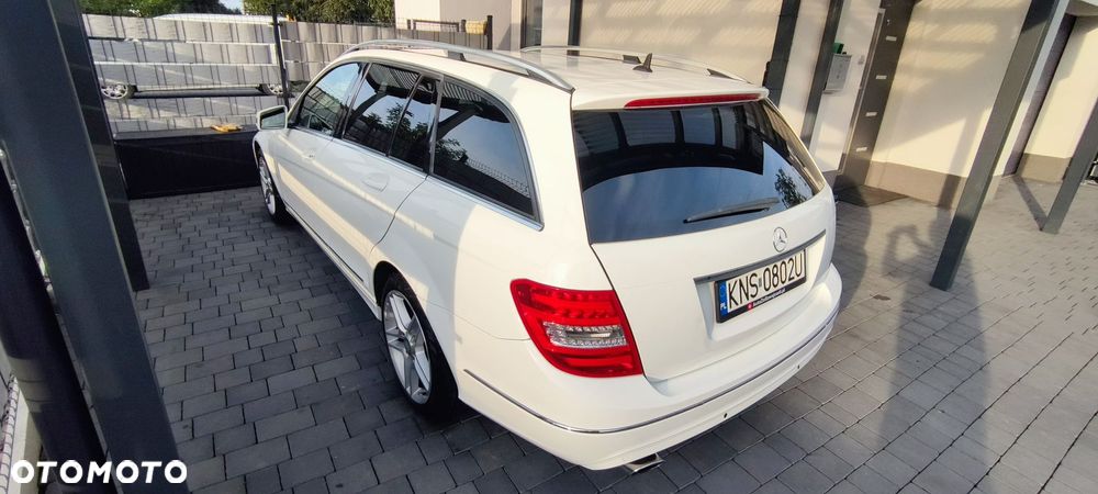 Mercedes-Benz Klasa C 220 CDI 4Matic 7G-TRONIC Avantgarde Edition - 23