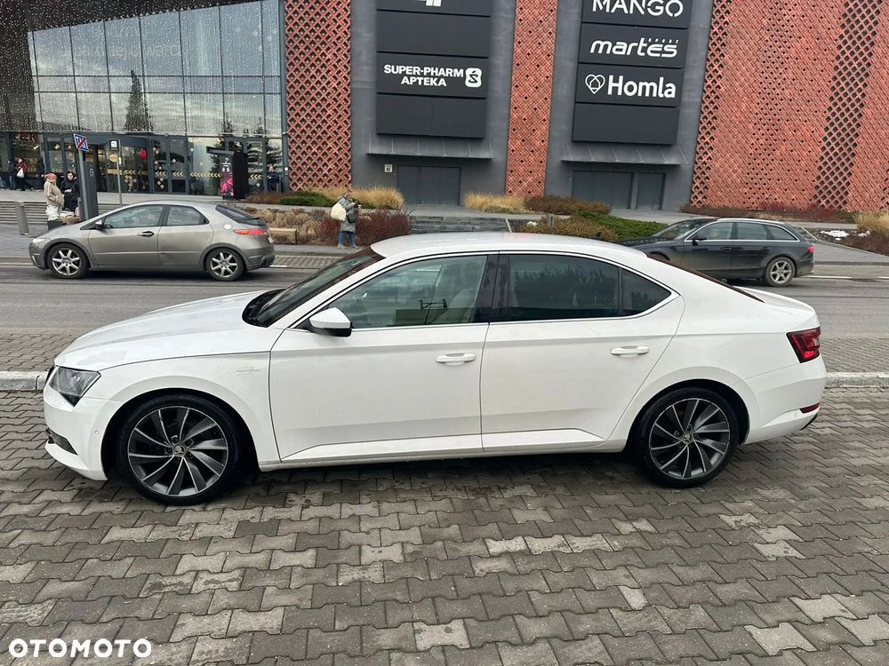 Skoda Superb 2.0 TDI L&K - 24