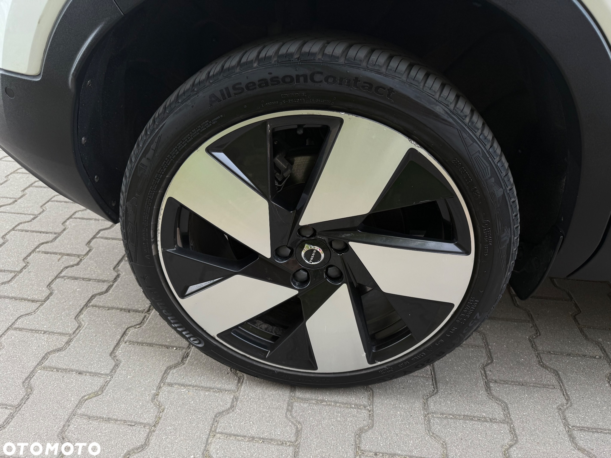 Volvo C40 Recharge Twin AWD Ultimate - 21