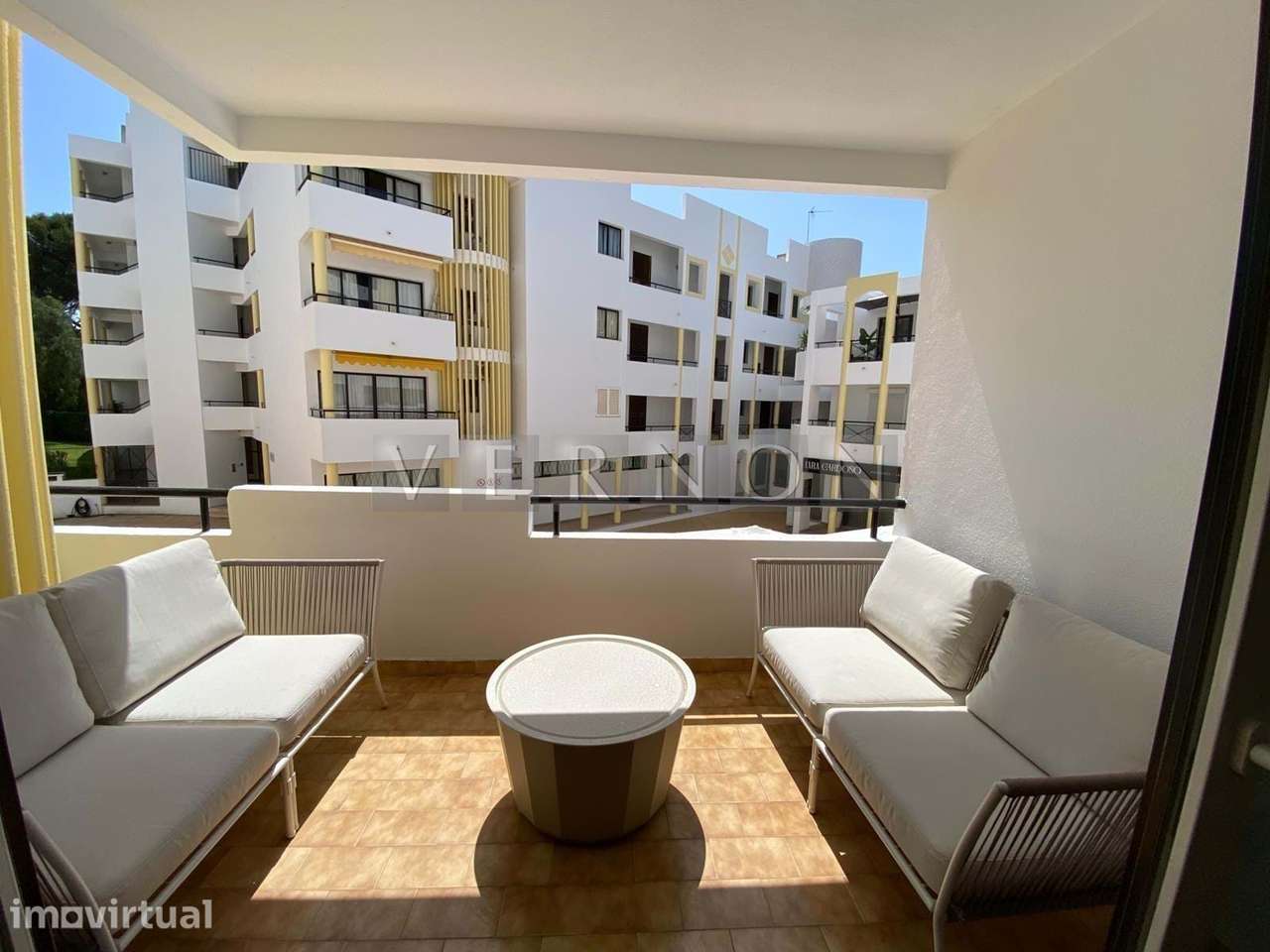 Algarve, Vilamoura para venda - Apartamento T1 totalmente renovado com - Grande imagem: 4/20