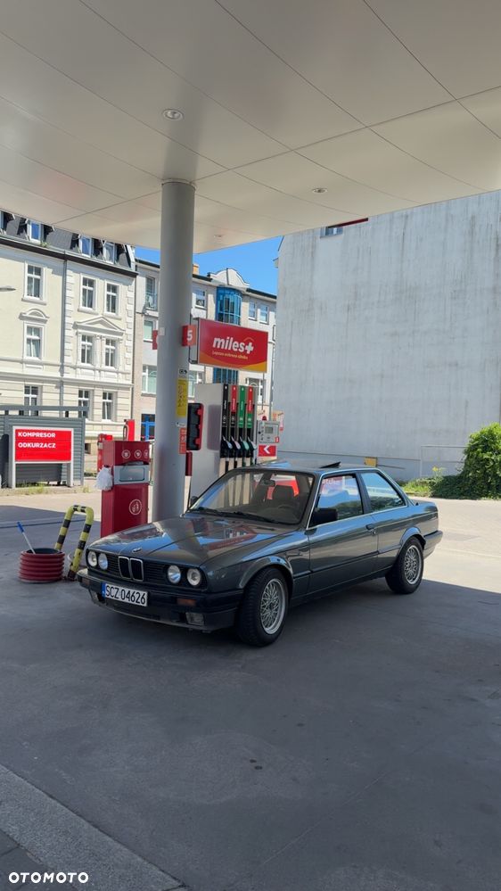 BMW Seria 3 - 17