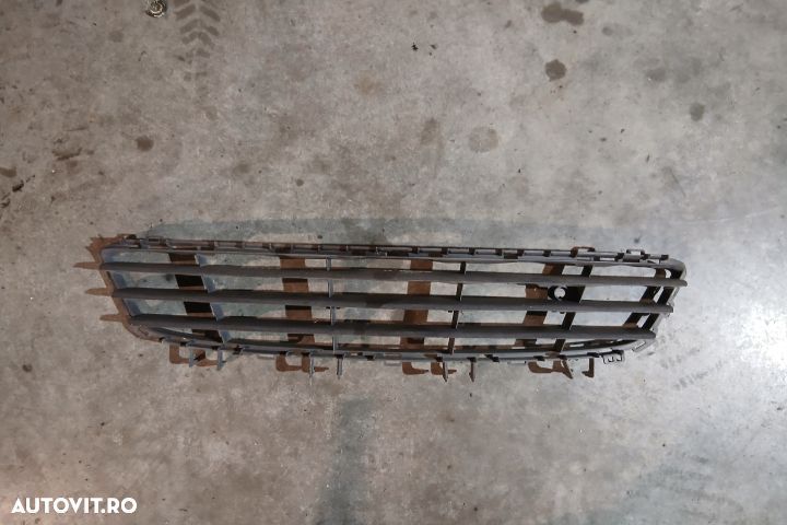 Grila bara fata centru 24460271 375768702 24460271 375768702 Opel Ast - 1